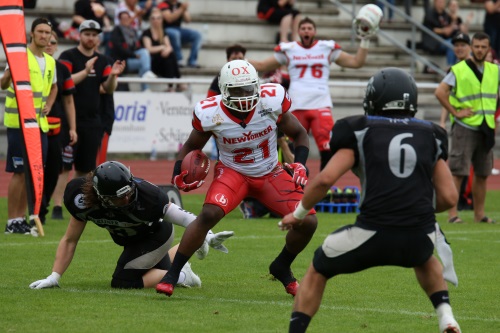 Lions bezwingen Rebels