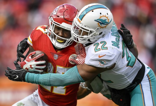 Rams und Chiefs gewinnen ihre Divisions