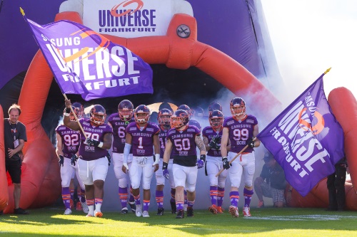 Frankfurt Universe gegen Flash la Courneuve