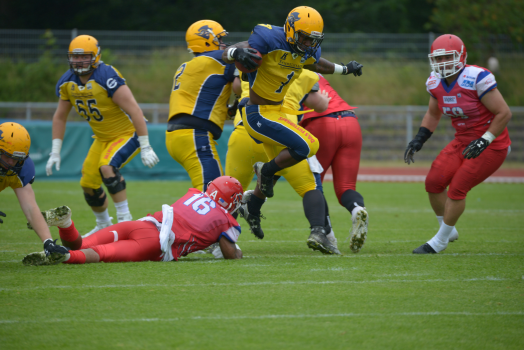 Fighting Pirates verschenken zweiten Derby-Sieg