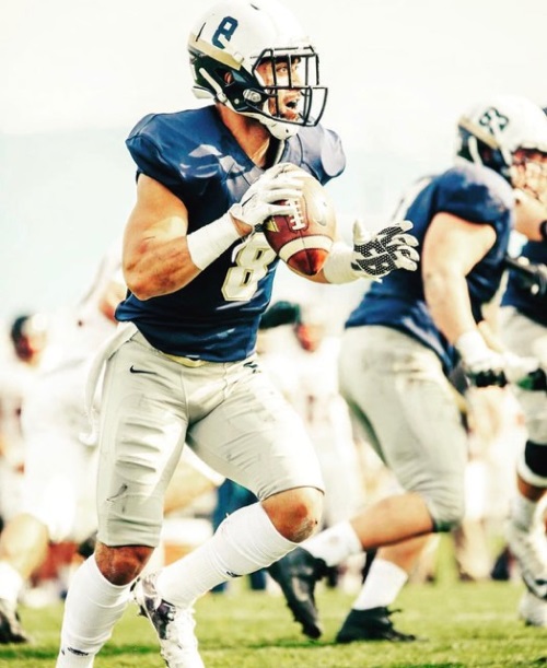 TJ Esekielu wird Widereceiver bei den Rebels