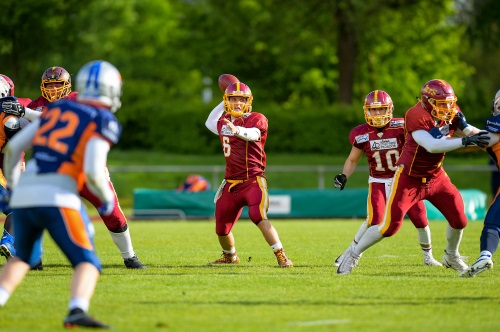 Das Spiel Elmshorn wird zum Familienbesuch für Jets-Quarterback Jannik Nowak #6
