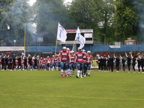 Remscheid Amboss beim Einlauf ins Stadion