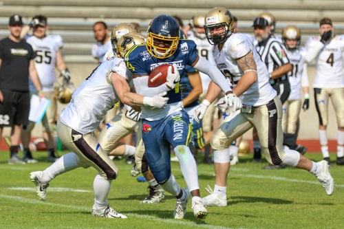 WR Harlan Kwofie (14) ist der Top-Scorer der Cardinals