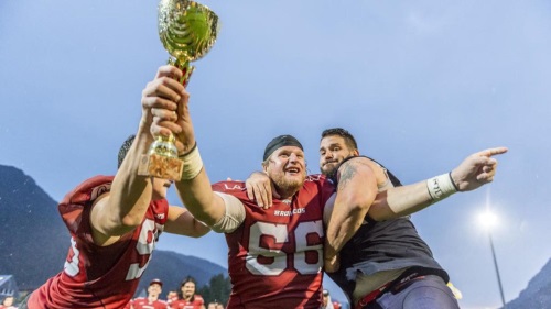 André Mathes verstärkt Frankfurt Universe