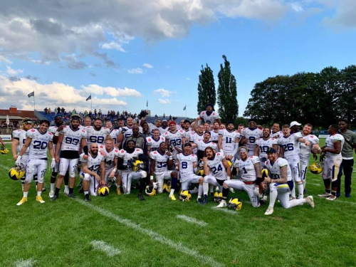 Die Hildesheim Invaders feiern in Kiel den ersten Play-off-Einzug der Vereinsgeschichte. Foto: Mariann Wenzel