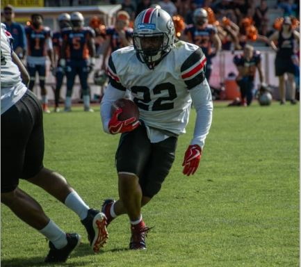 Hamburg Huskies Ja Vontae Hence machte 3 Touchdowns gegen die Rostock Griffins