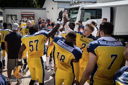 Daniel Laporte, Robby Kendall, Eldert Terekuu, alle Elmshorn Fighting Pirates