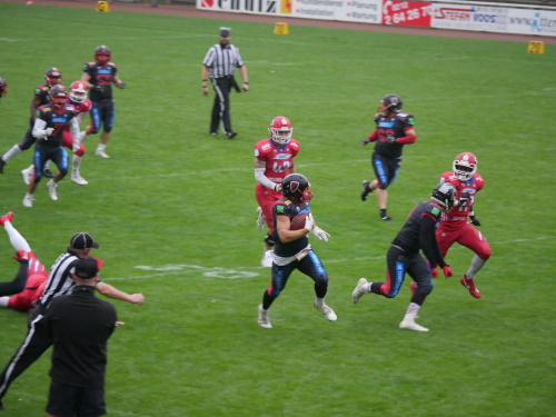 Solingen Paladins gewinenn gegen Lübeck Cougars