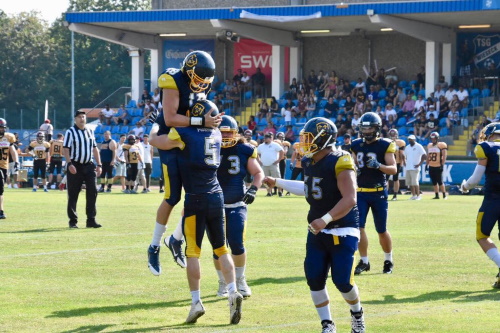 Wiesbaden Phantoms schlagen die Giessen Golden Dragons