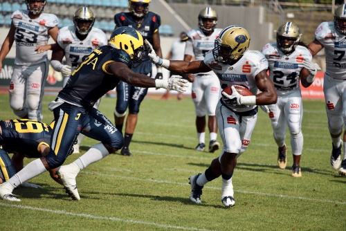 Dresden Monarchs besiegen Hildesheim Invaders