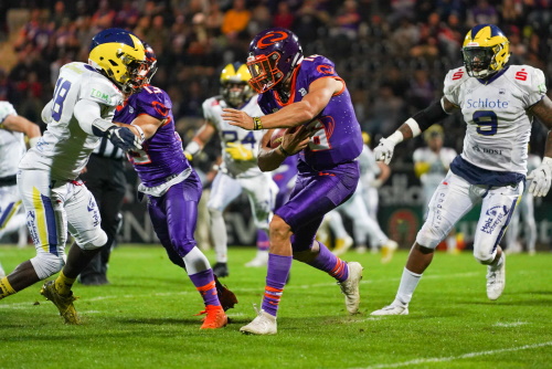 Steven Cluley, Quarterback Frankfurt Universe