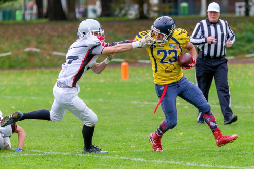 Hanau Hornets verlieren in Neuwied, hier ein Facemask