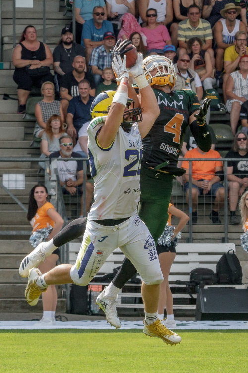 Corvin Henning und Jeffrey Juurlink wechseln von den Hildesheim Invaders zu den New Yorker Lions Braunschweig