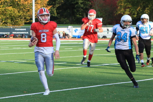 Der holländische Receiver Dylan Reede geht zu den New Yorker Lions Braunschweig