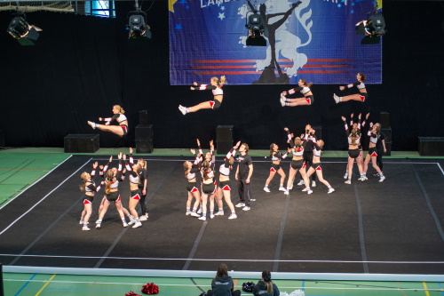 Die MMC Cheerleader der Marburg Mercenaries bei der Hessenmeisterschaft in Hanau