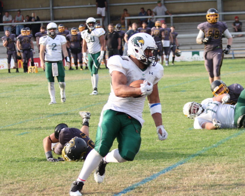 der englische Runningback Marcus Francis geht zu den New Yorker Lions Braunschweig