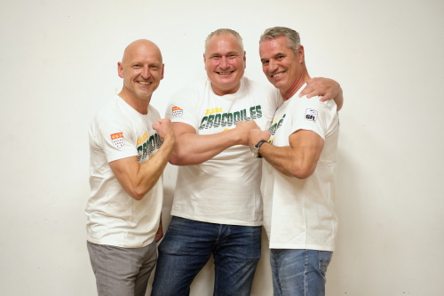 v.l.n.r. bisheriger Präsident Markus Ley, Headcoach Patrick Köpper, neuer Präsident Jan Stecker der Cologne Crocodiles