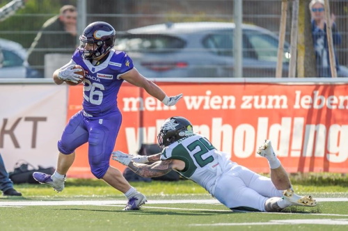 Dacia Vikings Runningback #16 Flo Wegan