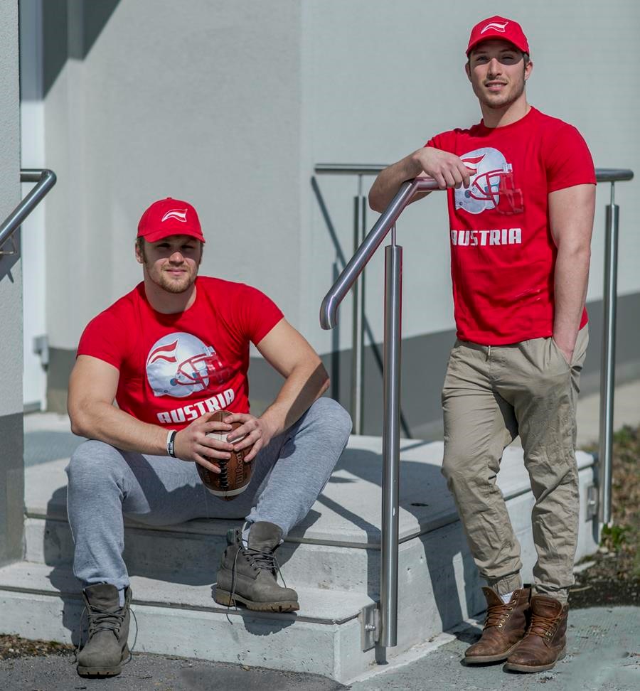Defensive End Leon Balogh und Safety Luis Horvath