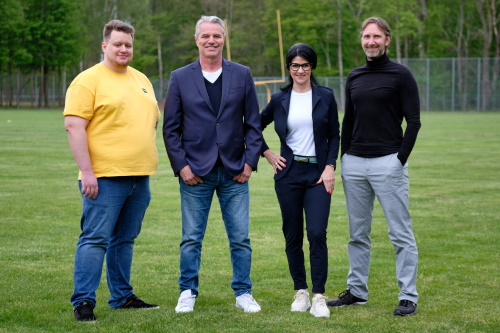 Jan Stecker zweiter von links als Präsident im Vorstand der Cologne Crocodiles