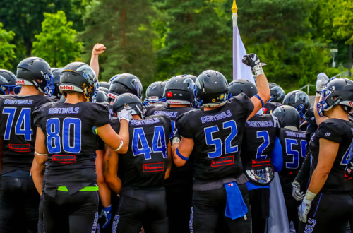 Bad Homburg Sentinels Team Huddle