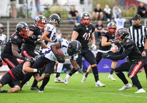 Düsseldorf Panther waren erneut gegen die Langenfeld Longhorns siegreich