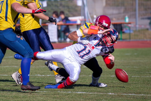 Hanaus DeSaan Hardwick bei einem seiner Quarterbacksacks