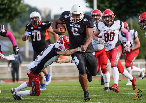 Kelly Perrier auf dem Weg in die Endzone