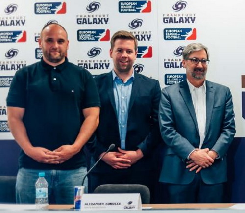 v.l,n.r. Headcoach Thomas Kösling, Alexander Korosek und Christopher Knower