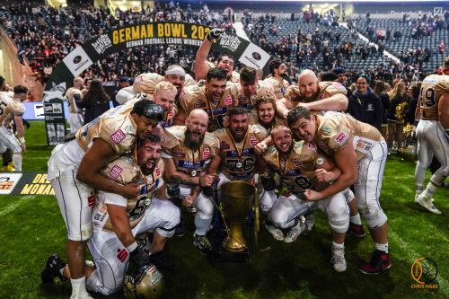 Dresden Monarchs gewinnen German Bowl 2021