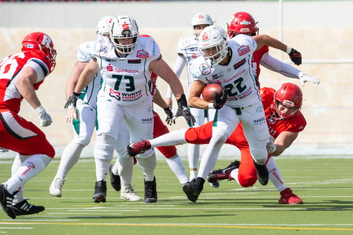 Mikey Alfiere erzielt 2 Touchdowns
