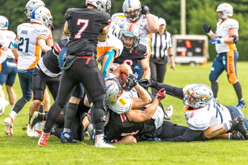 Griffins vs. Huskies