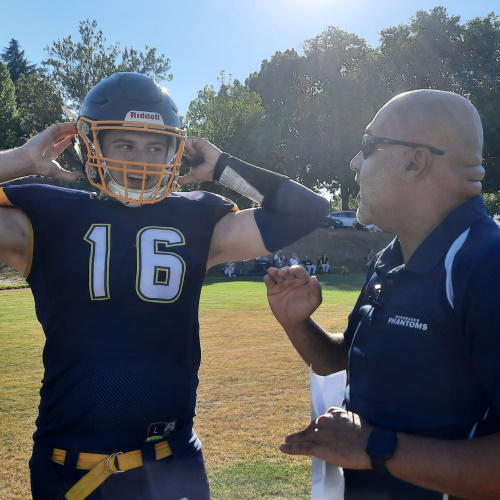 US-Quarterback führt "Goldene Drachen" zu 42:14 über Wiesbaden Phantoms