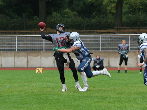 Amboss vs. Greyhounds