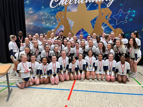 Phantoms Cheerleader gewinnen sechs Titel