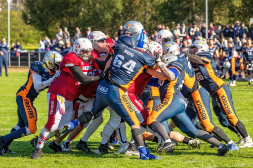 Griffins vs. Pioneers