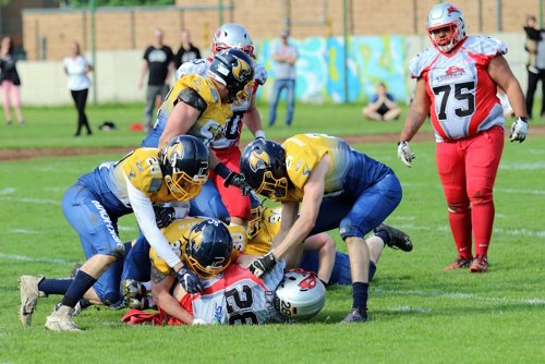 Phantoms vs. Pikes