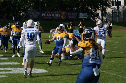 Phantoms vs. Titans