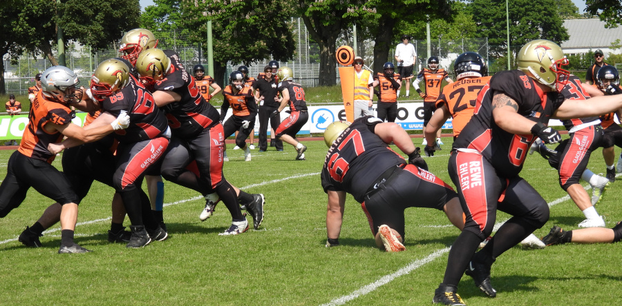 Spartans gewinnen souverän erstes Ligaspiel in München